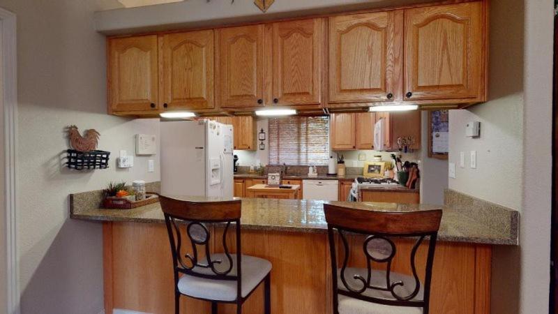 120 Winding Meadow By Vacation Rentals For You Monument ภายนอก รูปภาพ